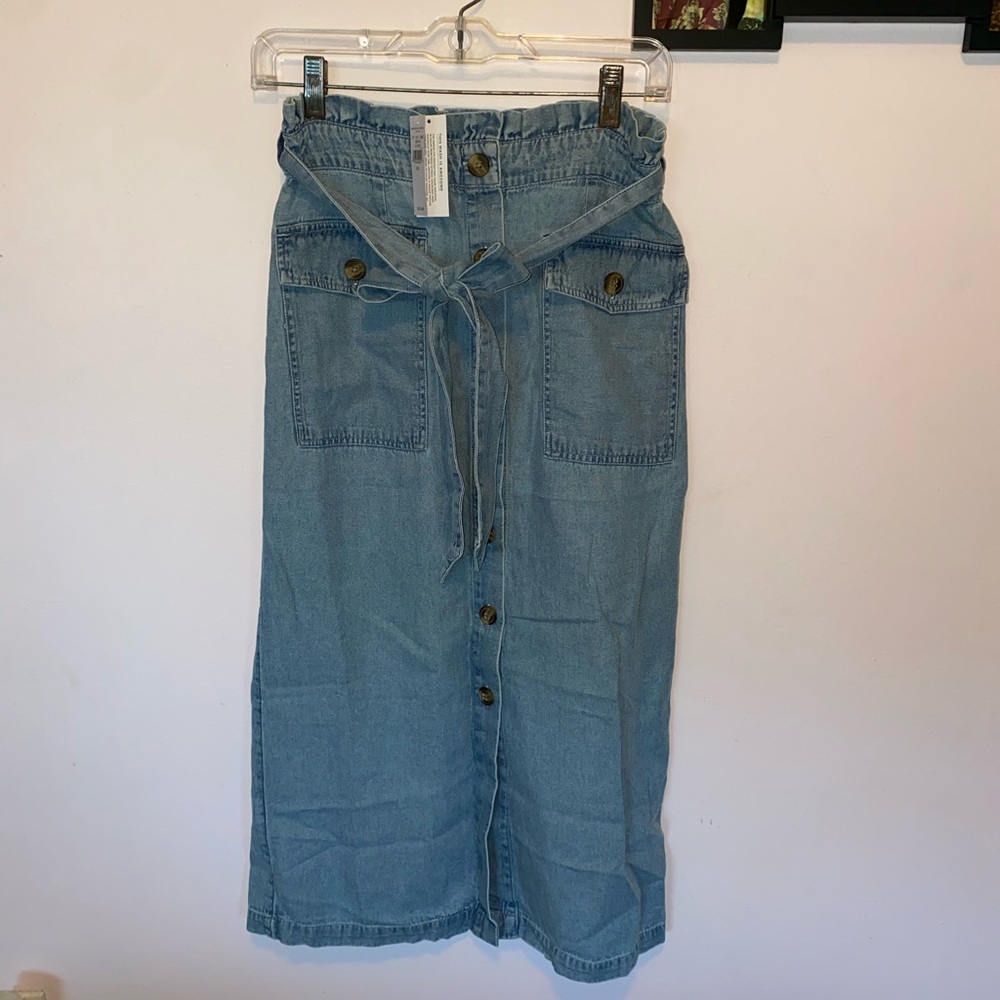 American Eagle High-Waisted Denim Skirt
